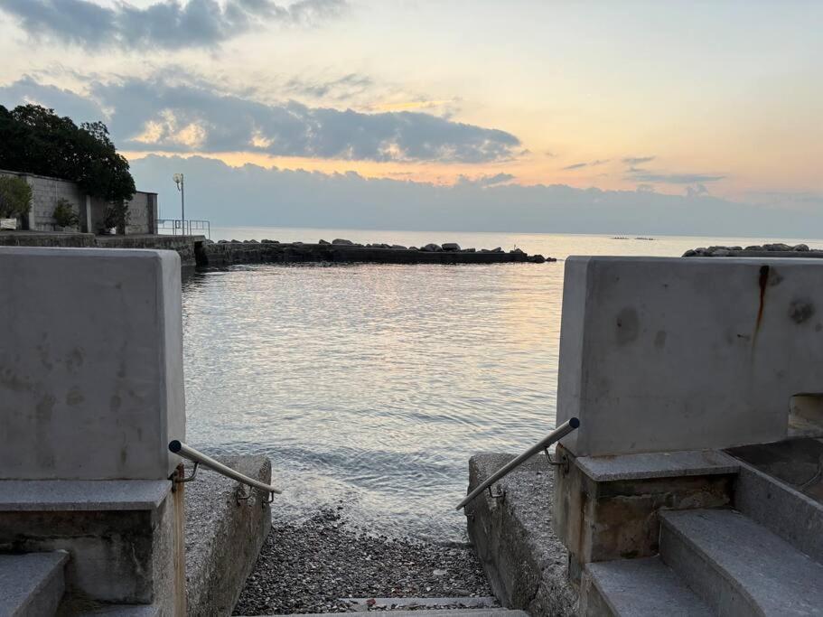 Apartament Amedeo'S Sea House Triest Zewnętrze zdjęcie